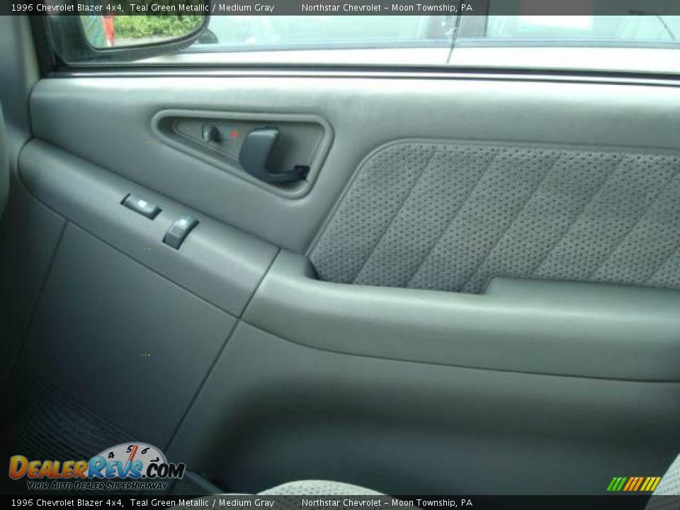 1996 Chevrolet Blazer 4x4 Teal Green Metallic / Medium Gray Photo #14