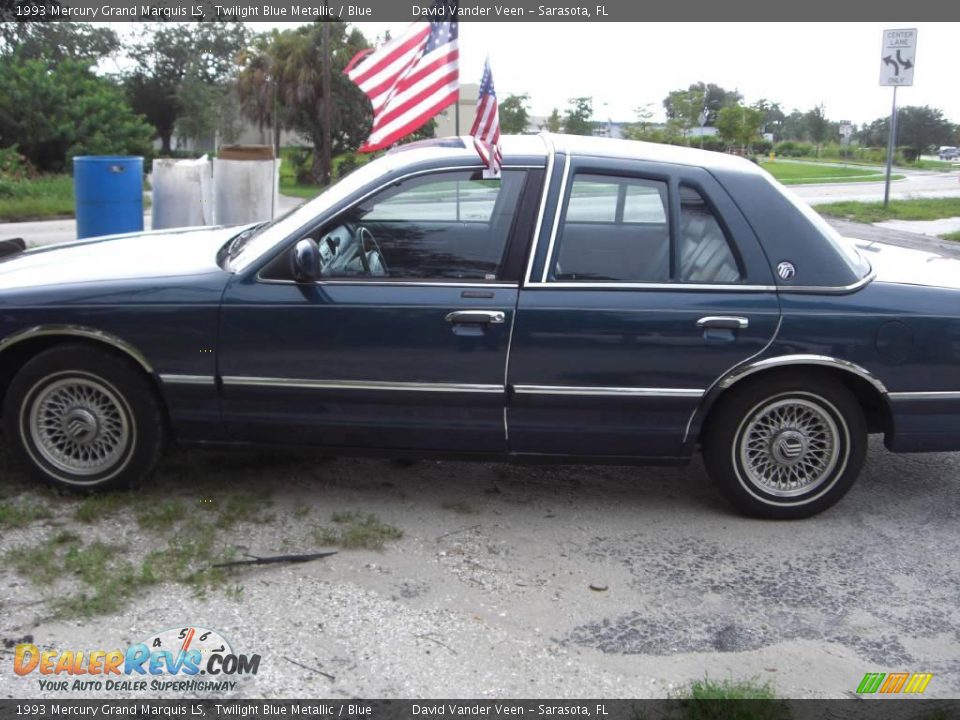 1993 Mercury Grand Marquis LS Twilight Blue Metallic / Blue Photo #3