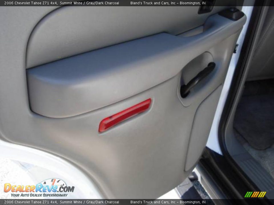 2006 Chevrolet Tahoe Z71 4x4 Summit White / Gray/Dark Charcoal Photo #24