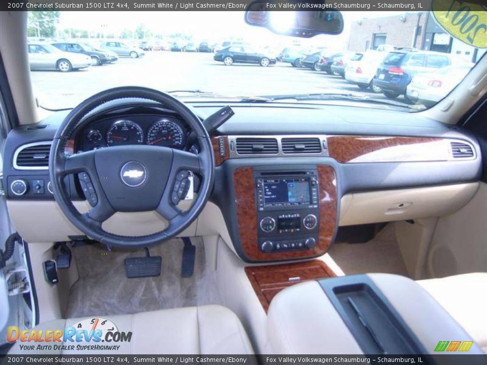 2007 Chevrolet Suburban 1500 LTZ 4x4 Summit White / Light Cashmere/Ebony Photo #14