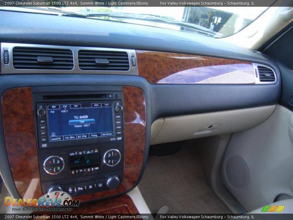 2007 Chevrolet Suburban 1500 LTZ 4x4 Summit White / Light Cashmere/Ebony Photo #15