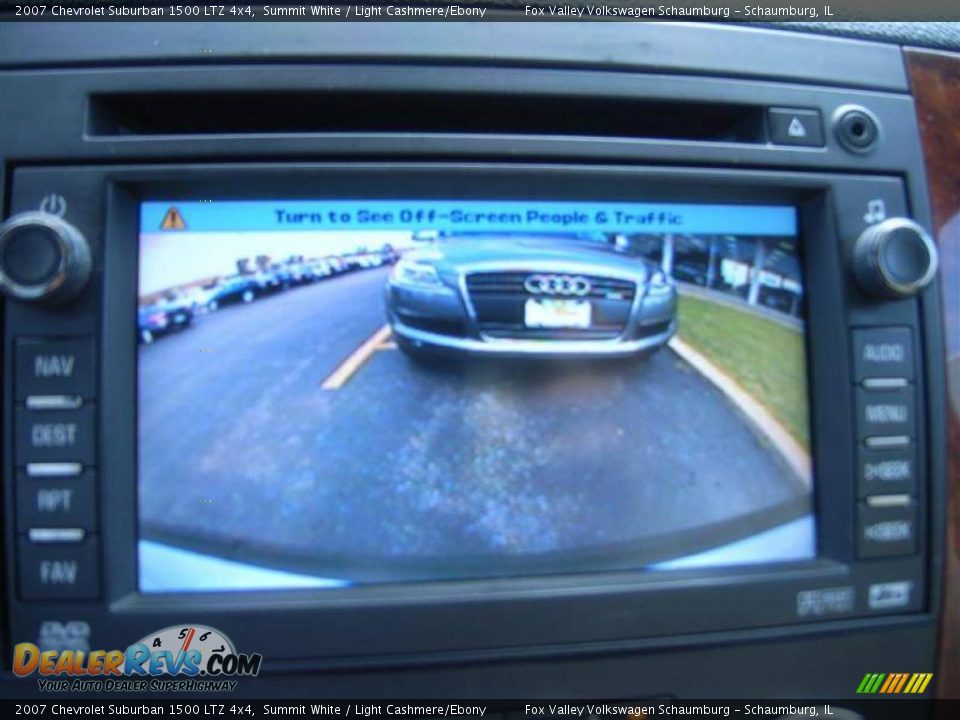2007 Chevrolet Suburban 1500 LTZ 4x4 Summit White / Light Cashmere/Ebony Photo #19