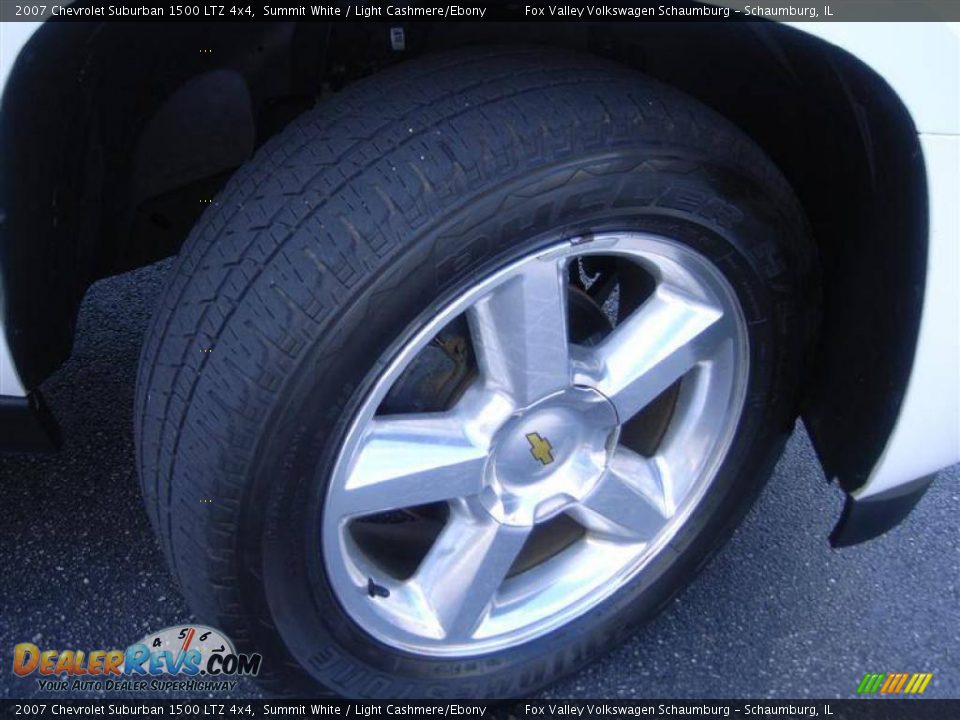 2007 Chevrolet Suburban 1500 LTZ 4x4 Summit White / Light Cashmere/Ebony Photo #22