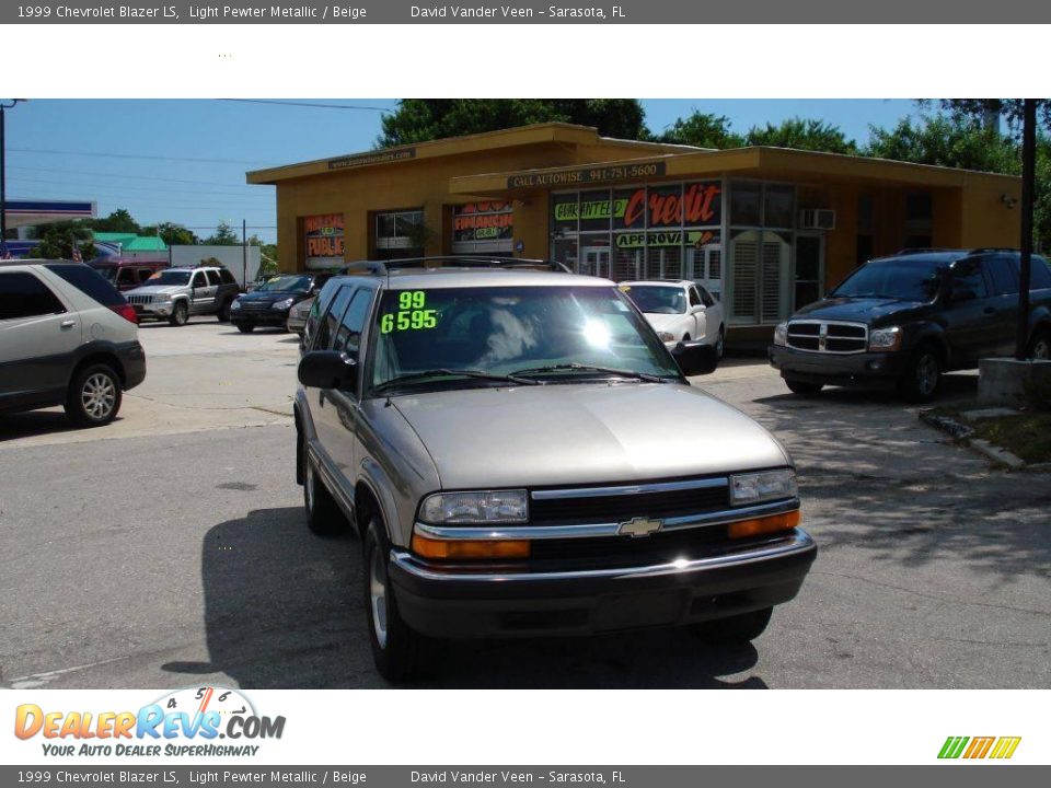 1999 Chevrolet Blazer LS Light Pewter Metallic / Beige Photo #9