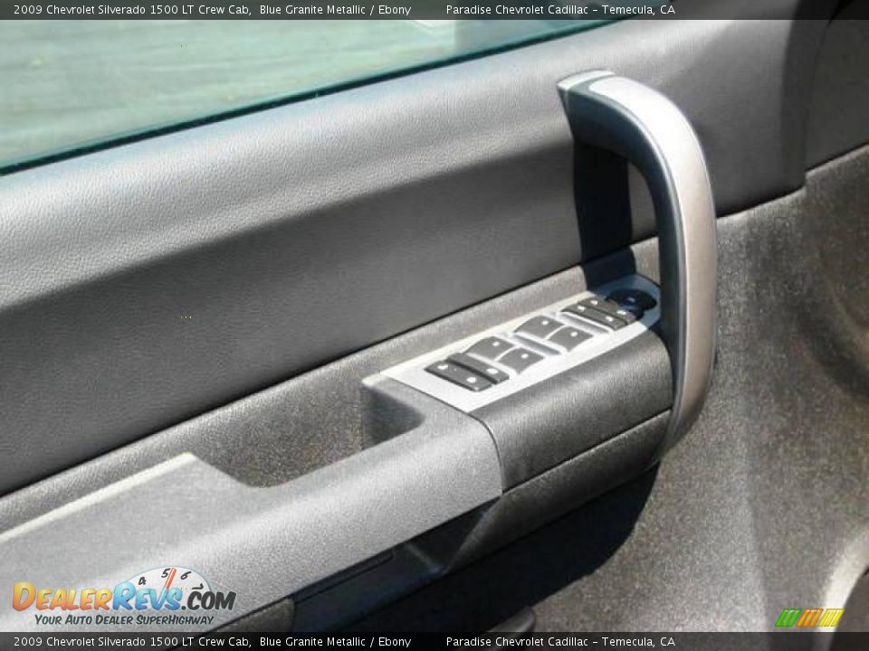 2009 Chevrolet Silverado 1500 LT Crew Cab Blue Granite Metallic / Ebony Photo #17