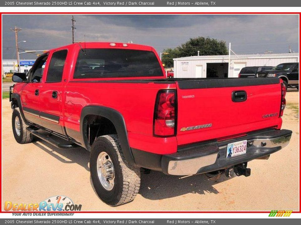 2005 Chevrolet Silverado 2500HD LS Crew Cab 4x4 Victory Red / Dark Charcoal Photo #3