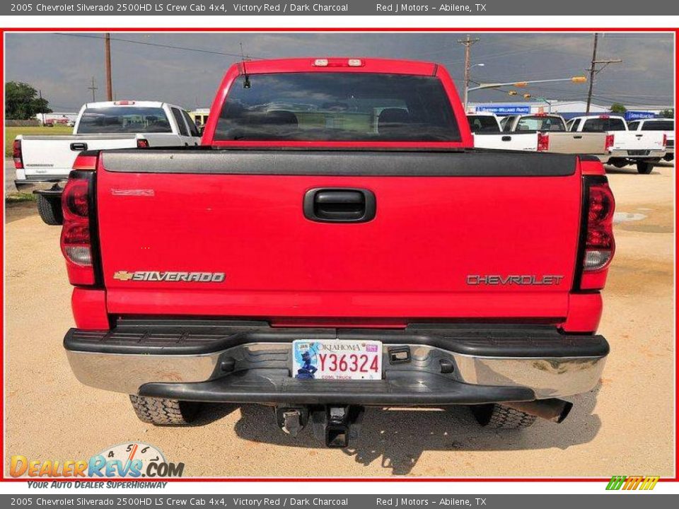 2005 Chevrolet Silverado 2500HD LS Crew Cab 4x4 Victory Red / Dark Charcoal Photo #4