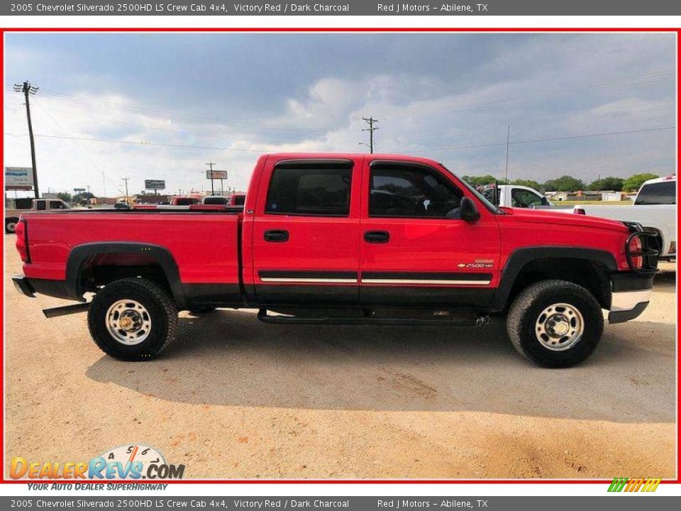 2005 Chevrolet Silverado 2500HD LS Crew Cab 4x4 Victory Red / Dark Charcoal Photo #8