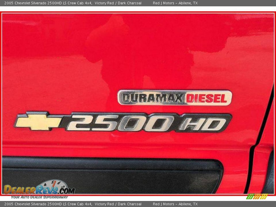 2005 Chevrolet Silverado 2500HD LS Crew Cab 4x4 Victory Red / Dark Charcoal Photo #9