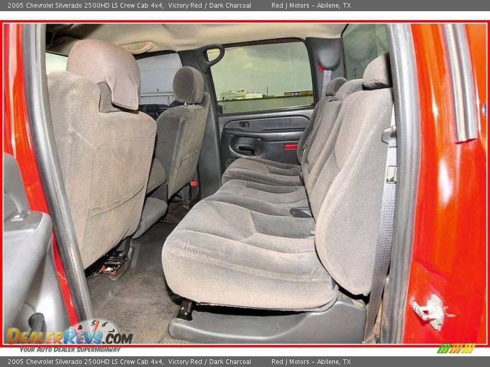 2005 Chevrolet Silverado 2500HD LS Crew Cab 4x4 Victory Red / Dark Charcoal Photo #19