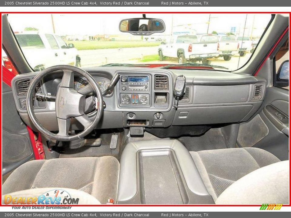 2005 Chevrolet Silverado 2500HD LS Crew Cab 4x4 Victory Red / Dark Charcoal Photo #28