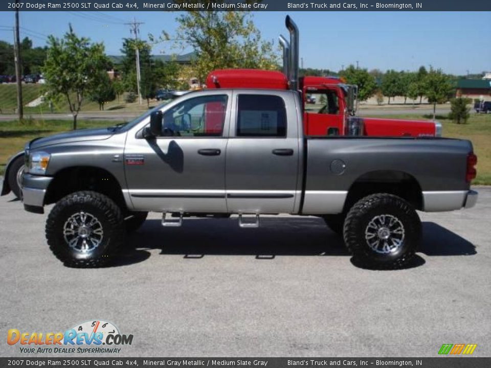 2007 Dodge Ram 2500 SLT Quad Cab 4x4 Mineral Gray Metallic / Medium Slate Gray Photo #7