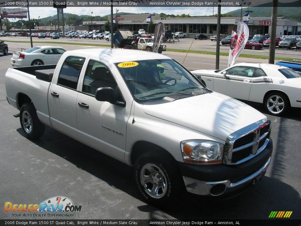 2006 Dodge Ram 1500 ST Quad Cab Bright White / Medium Slate Gray Photo #2