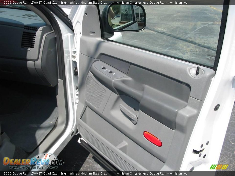 2006 Dodge Ram 1500 ST Quad Cab Bright White / Medium Slate Gray Photo #9