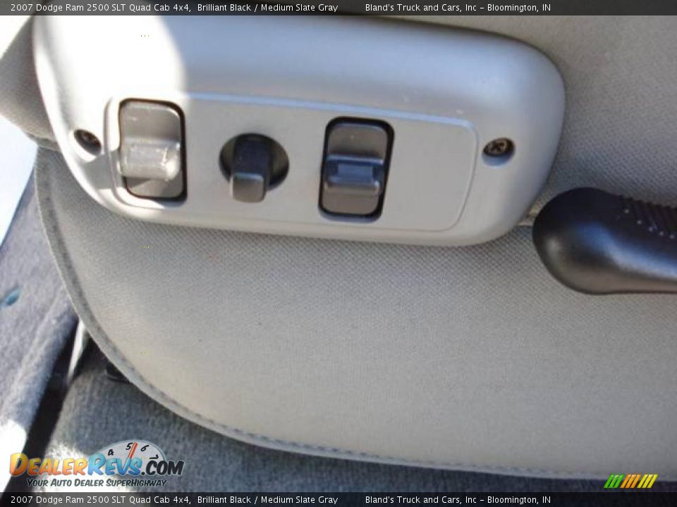 2007 Dodge Ram 2500 SLT Quad Cab 4x4 Brilliant Black / Medium Slate Gray Photo #20