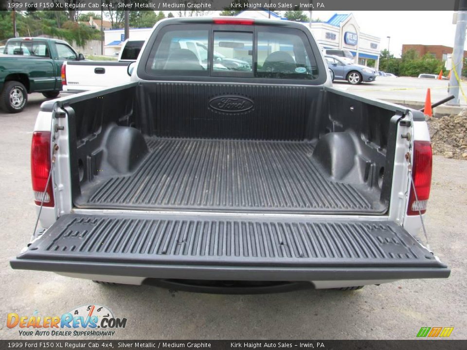 1999 Ford F150 XL Regular Cab 4x4 Silver Metallic / Medium Graphite Photo #11