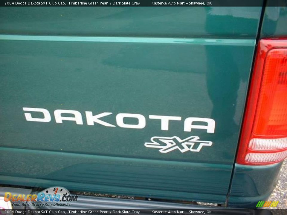 2004 Dodge Dakota SXT Club Cab Timberline Green Pearl / Dark Slate Gray Photo #6