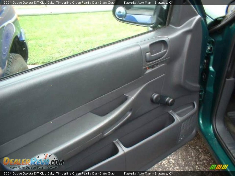 2004 Dodge Dakota SXT Club Cab Timberline Green Pearl / Dark Slate Gray Photo #9