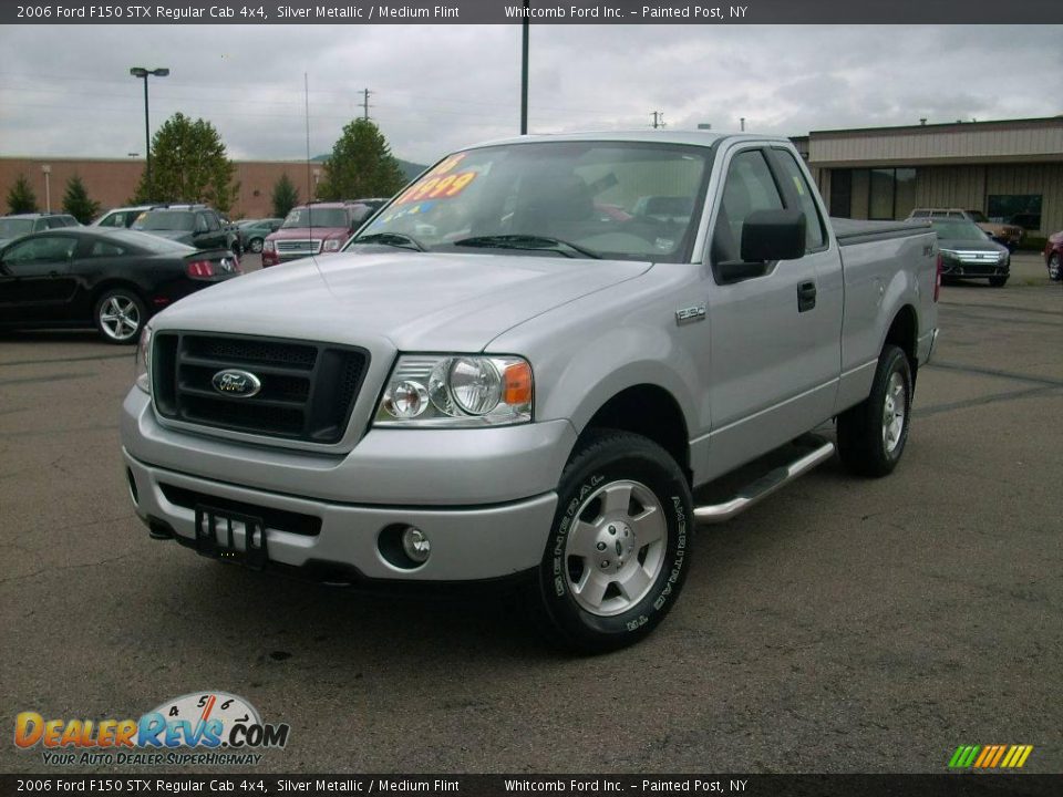 2006 Ford F150 STX Regular Cab 4x4 Silver Metallic / Medium Flint Photo #1