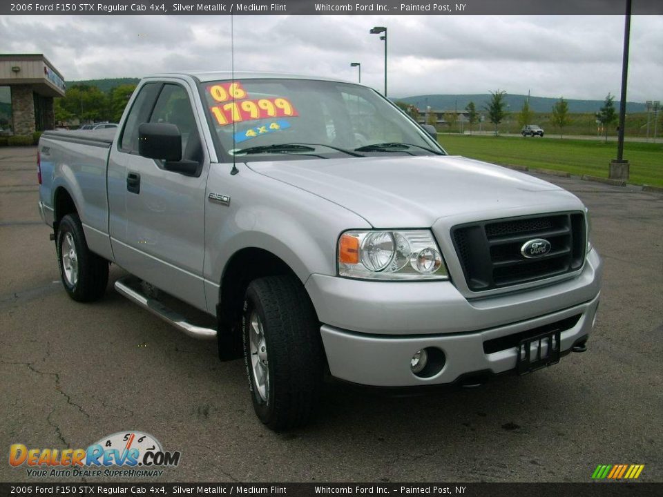 2006 Ford F150 STX Regular Cab 4x4 Silver Metallic / Medium Flint Photo #3