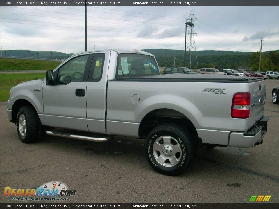 2006 Ford F150 STX Regular Cab 4x4 Silver Metallic / Medium Flint Photo #18