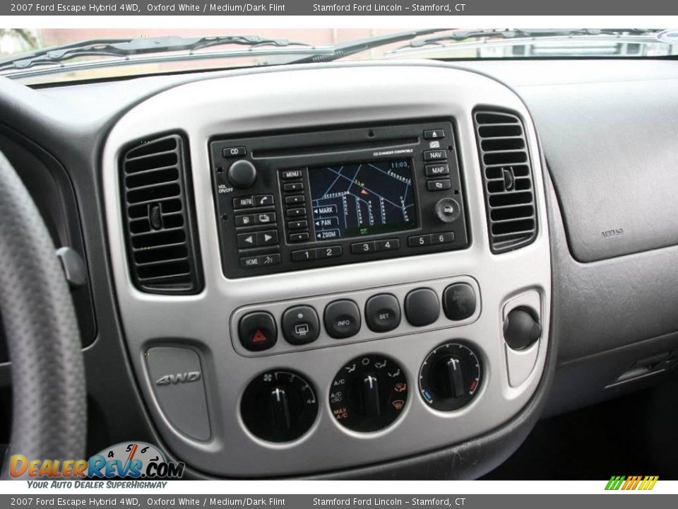 2007 Ford Escape Hybrid 4WD Oxford White / Medium/Dark Flint Photo #18