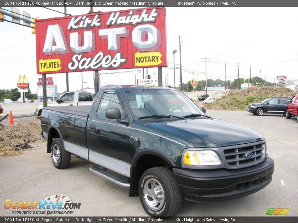 2001 Ford F150 XL Regular Cab 4x4 Dark Highland Green Metallic / Medium Graphite Photo #1