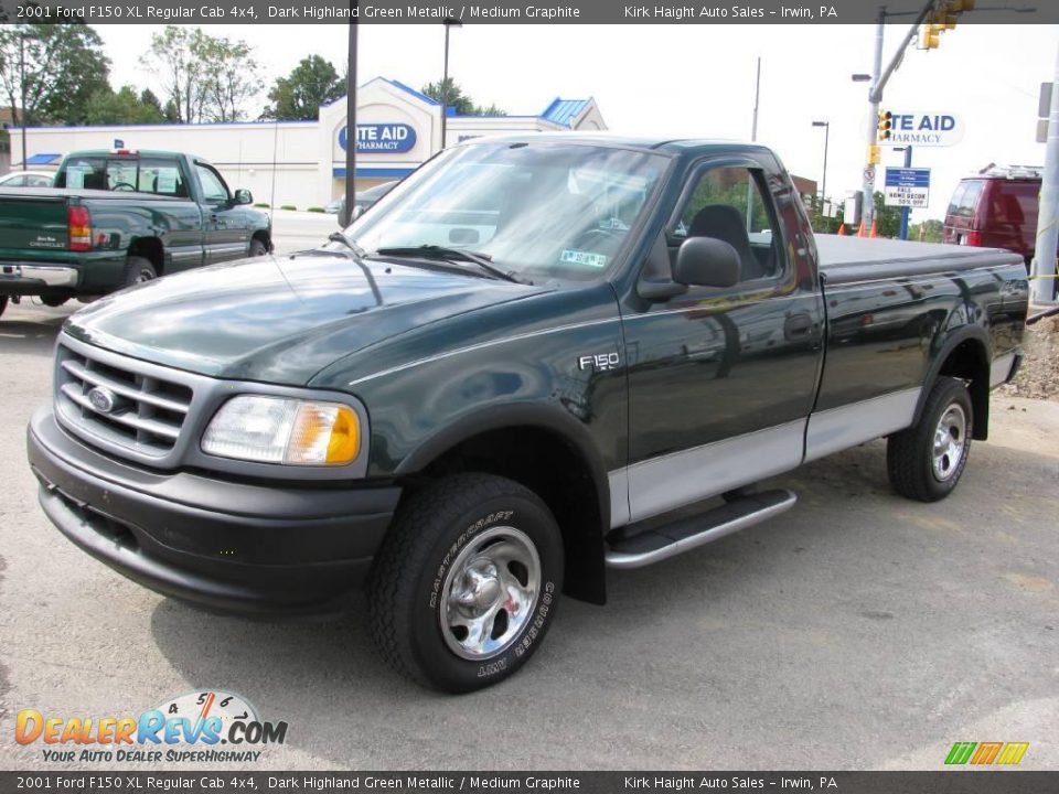 2001 Ford F150 XL Regular Cab 4x4 Dark Highland Green Metallic / Medium Graphite Photo #3
