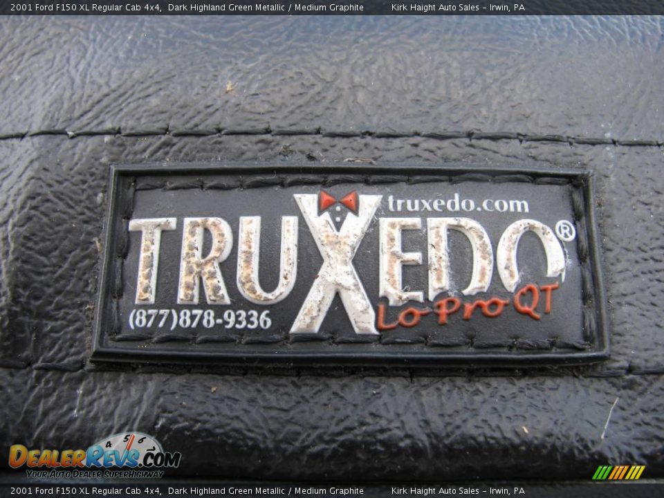 2001 Ford F150 XL Regular Cab 4x4 Dark Highland Green Metallic / Medium Graphite Photo #17