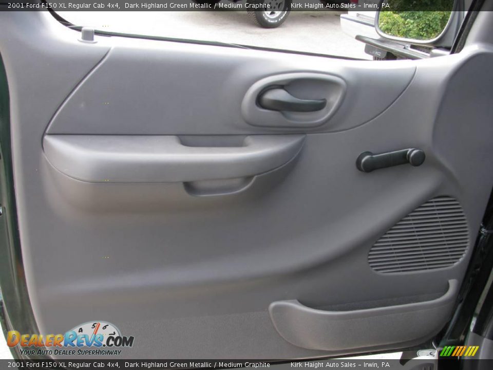 2001 Ford F150 XL Regular Cab 4x4 Dark Highland Green Metallic / Medium Graphite Photo #18