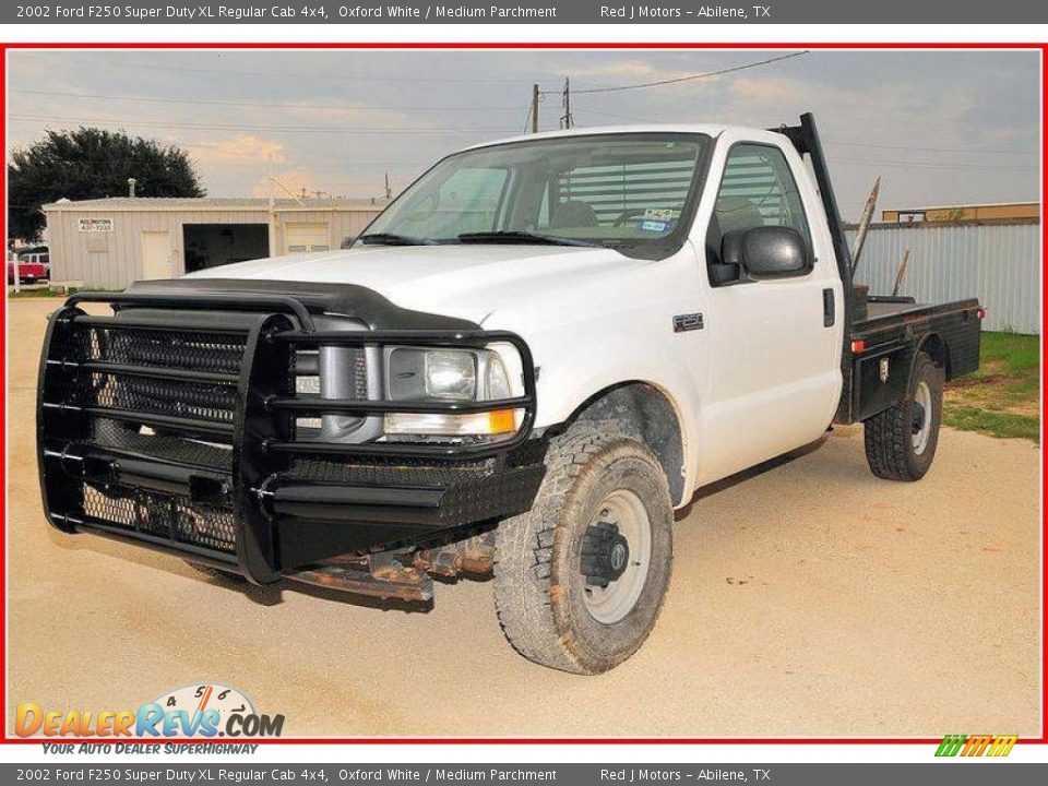 2002 Ford F250 Super Duty XL Regular Cab 4x4 Oxford White / Medium Parchment Photo #1