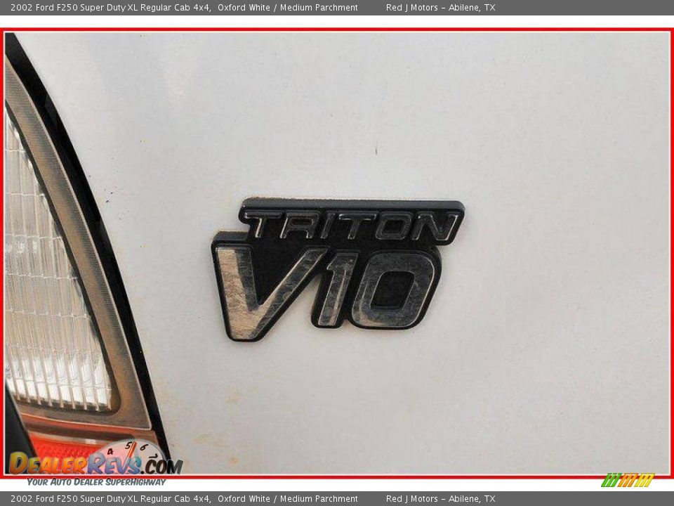 2002 Ford F250 Super Duty XL Regular Cab 4x4 Oxford White / Medium Parchment Photo #12