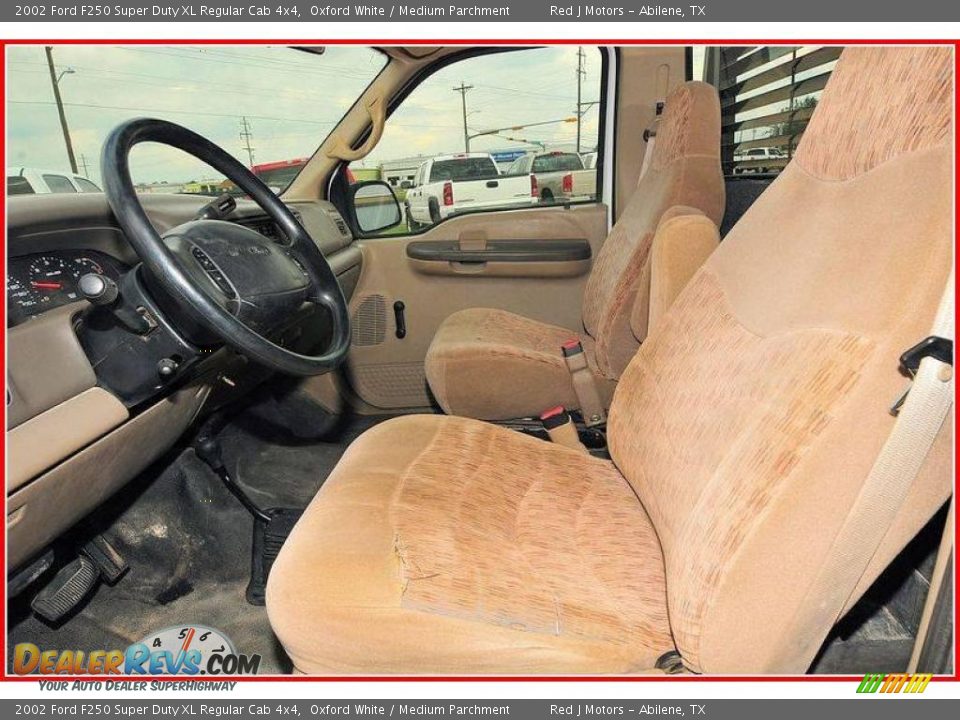 2002 Ford F250 Super Duty XL Regular Cab 4x4 Oxford White / Medium Parchment Photo #13