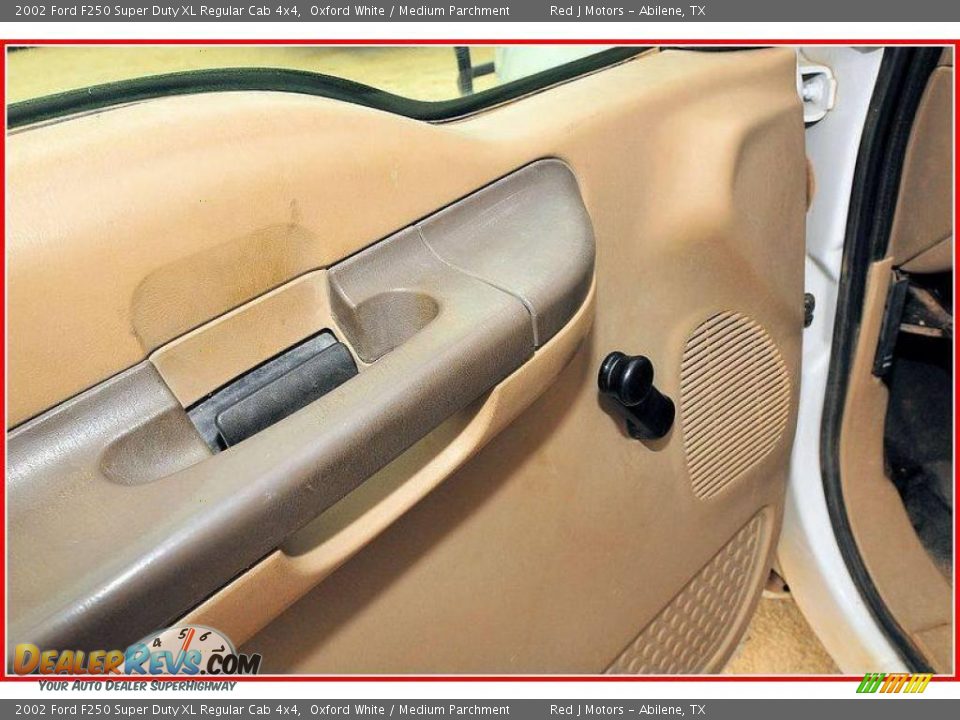 2002 Ford F250 Super Duty XL Regular Cab 4x4 Oxford White / Medium Parchment Photo #14