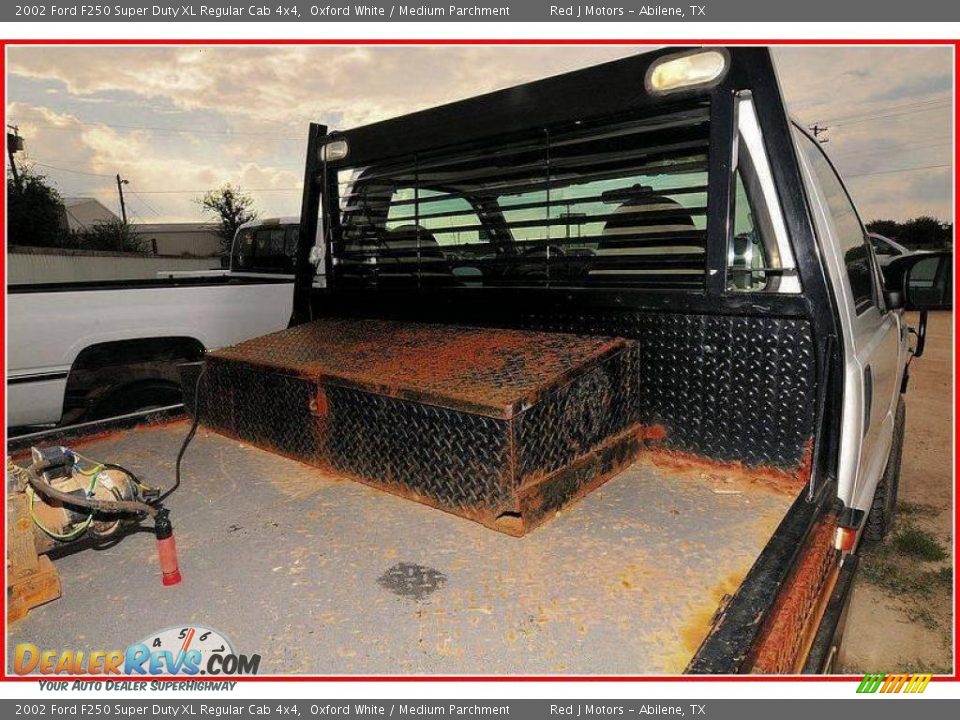 2002 Ford F250 Super Duty XL Regular Cab 4x4 Oxford White / Medium Parchment Photo #27