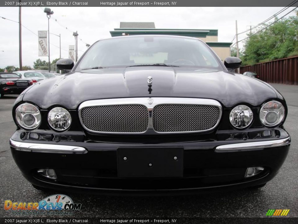 2007 Jaguar XJ XJ8 L Ebony Black / Charcoal Photo #2
