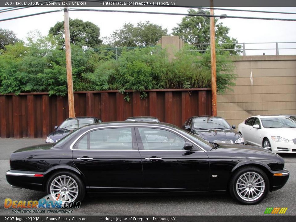 2007 Jaguar XJ XJ8 L Ebony Black / Charcoal Photo #7