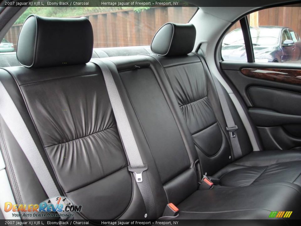2007 Jaguar XJ XJ8 L Ebony Black / Charcoal Photo #22