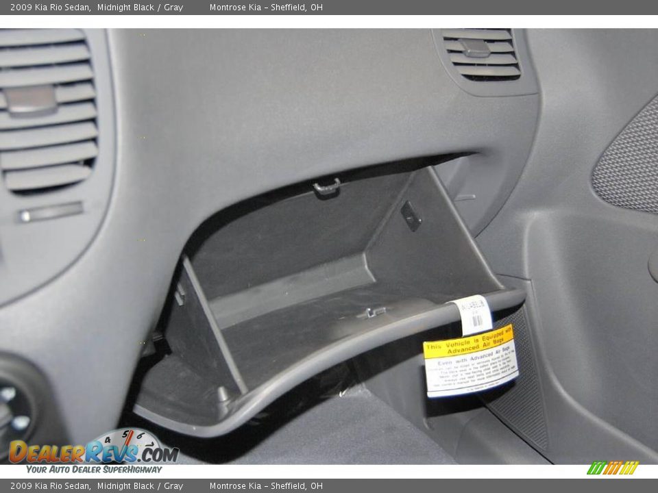 2009 Kia Rio Sedan Midnight Black / Gray Photo #24