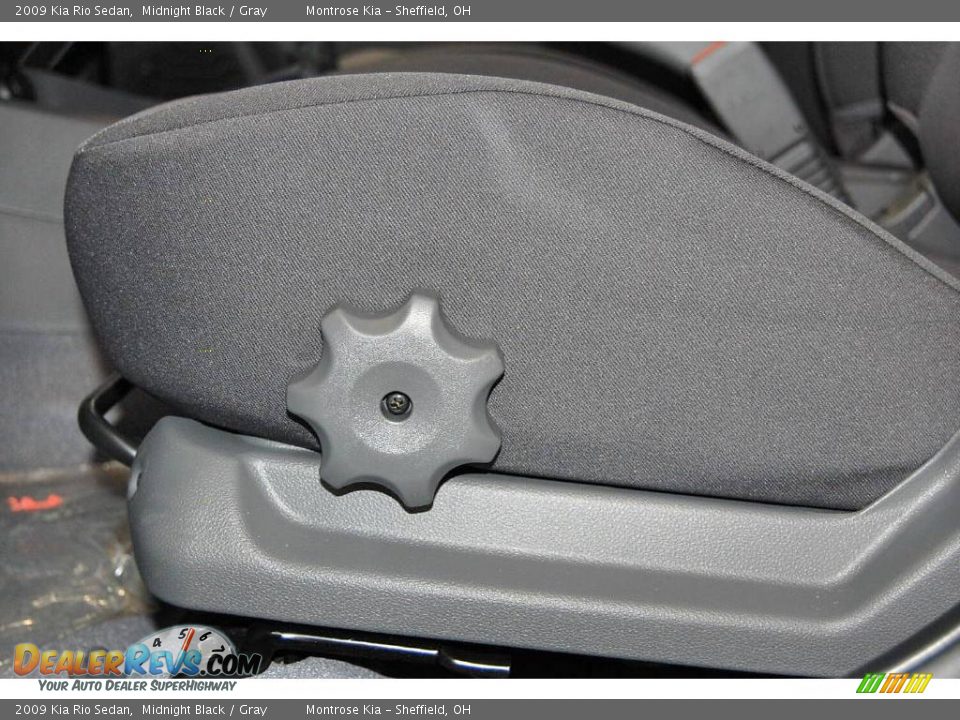 2009 Kia Rio Sedan Midnight Black / Gray Photo #31