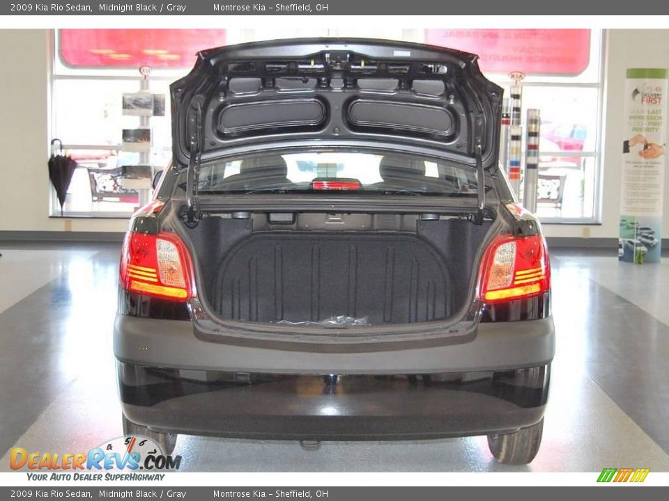 2009 Kia Rio Sedan Midnight Black / Gray Photo #28