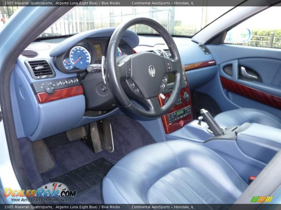 2005 Maserati Quattroporte Argento Luna (Light Blue) / Blue Medio Photo #12