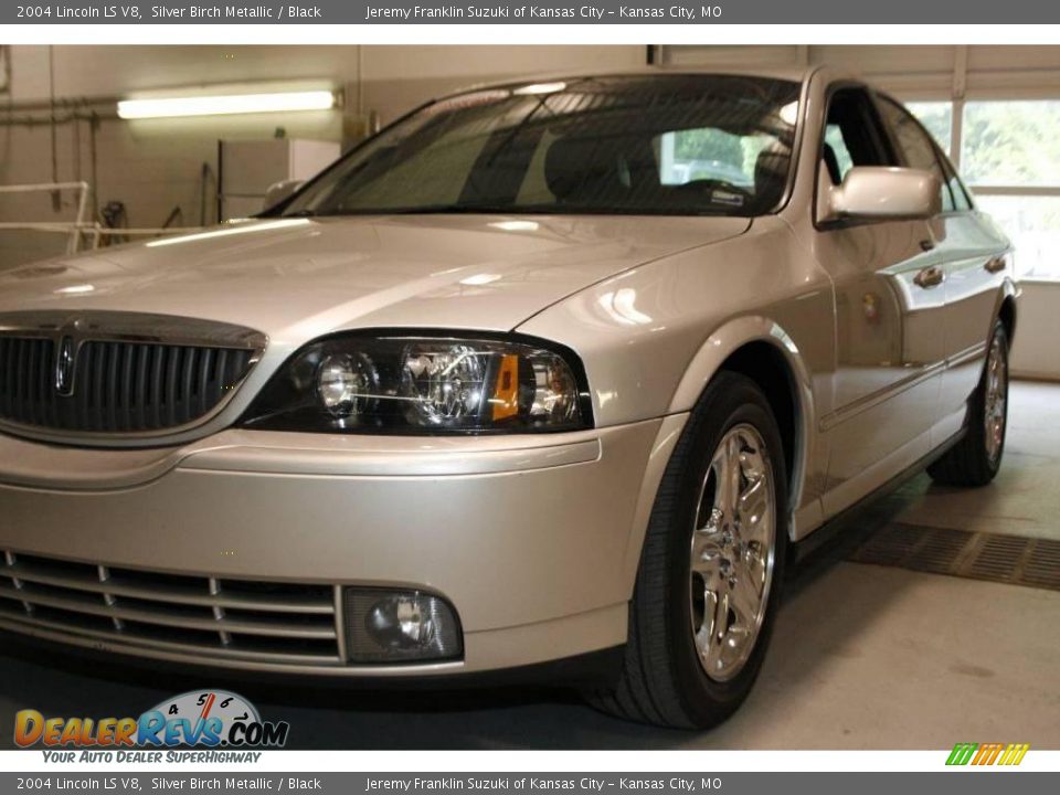 2004 Lincoln LS V8 Silver Birch Metallic / Black Photo #2