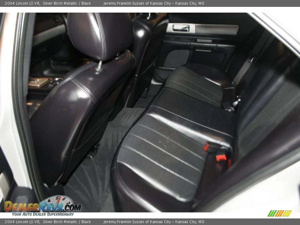 2004 Lincoln LS V8 Silver Birch Metallic / Black Photo #23
