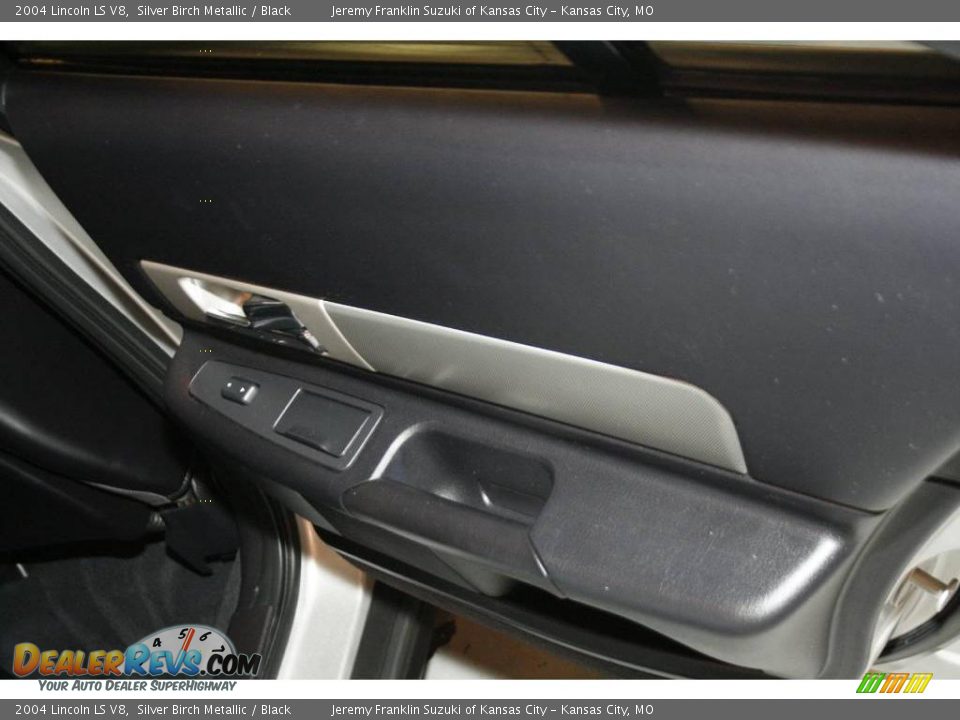 2004 Lincoln LS V8 Silver Birch Metallic / Black Photo #26