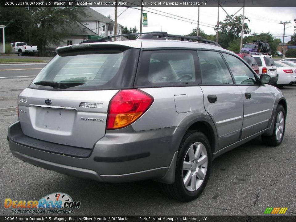 2006 Subaru Outback 2.5i Wagon Brilliant Silver Metallic / Off Black Photo #3