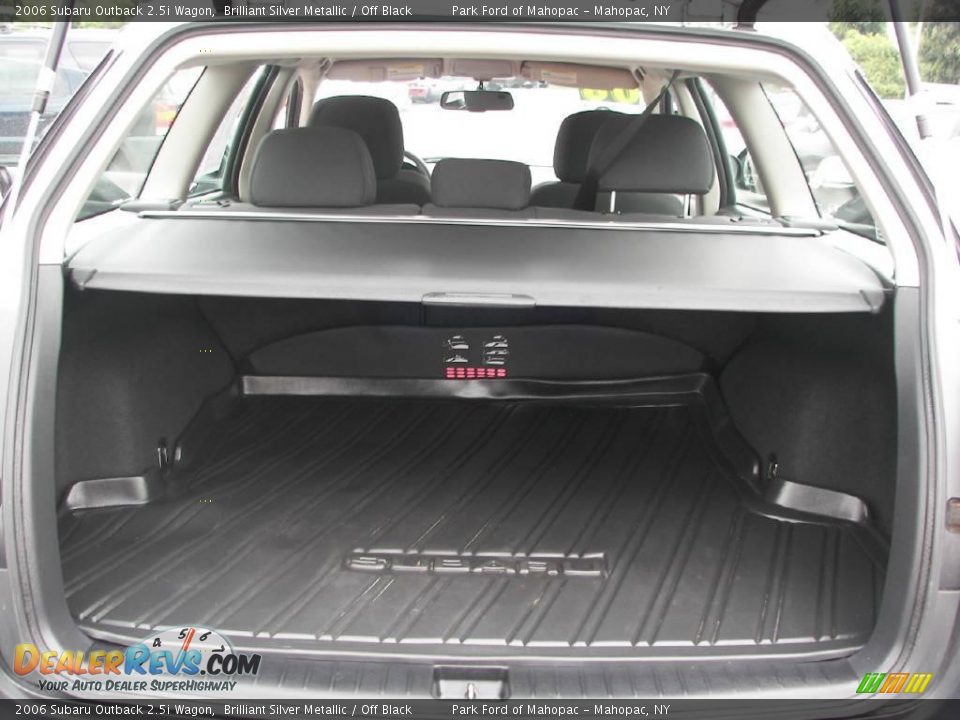 2006 Subaru Outback 2.5i Wagon Brilliant Silver Metallic / Off Black Photo #17