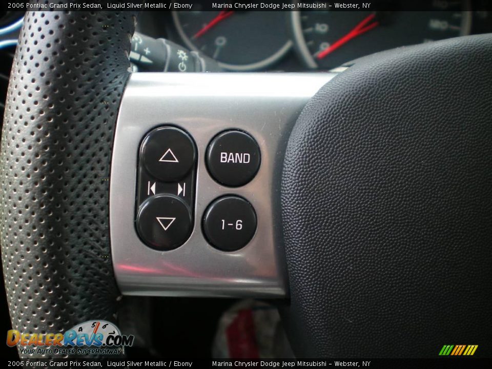 2006 Pontiac Grand Prix Sedan Liquid Silver Metallic / Ebony Photo #4