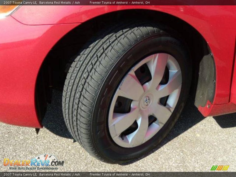 2007 Toyota Camry LE Barcelona Red Metallic / Ash Photo #17
