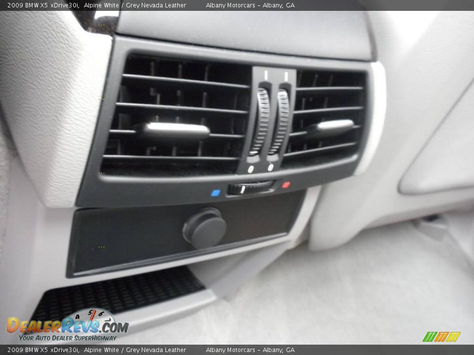 2009 BMW X5 xDrive30i Alpine White / Grey Nevada Leather Photo #13